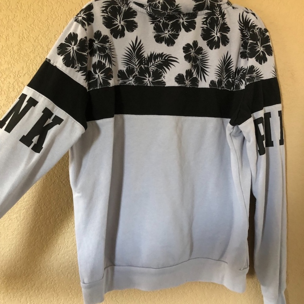 Half-zip - Picture 2 of 3
